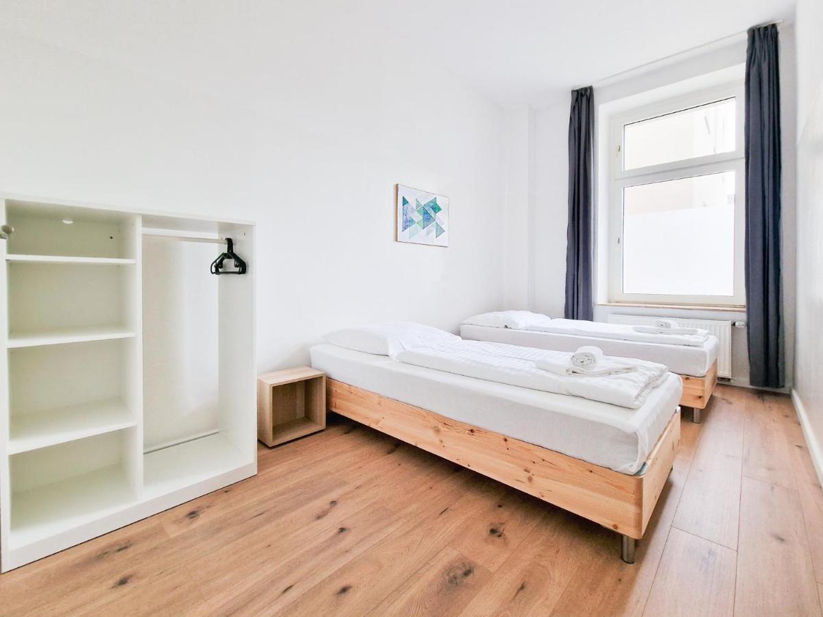 Raj Living - 1 Or 4 Room Apartments - 15 Min To Messe Dus - 10 Min Old Town Dus Дюссельдорф Экстерьер фото
