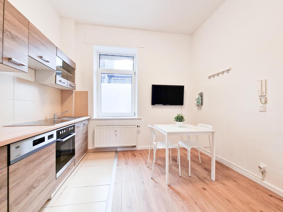 Raj Living - 1 Or 4 Room Apartments - 15 Min To Messe Dus - 10 Min Old Town Dus Дюссельдорф Экстерьер фото