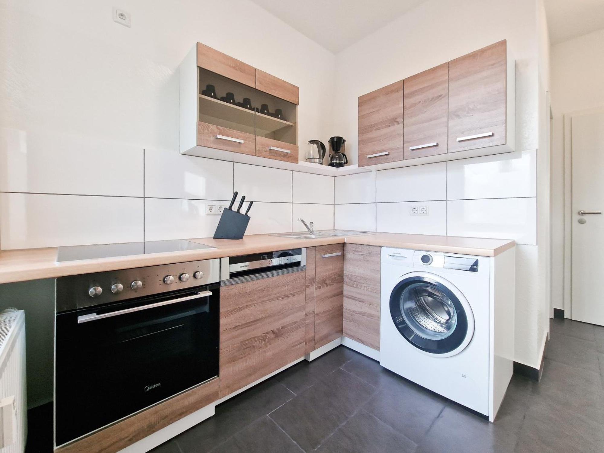 Raj Living - 1 Or 4 Room Apartments - 15 Min To Messe Dus - 10 Min Old Town Dus Дюссельдорф Экстерьер фото